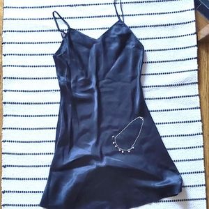 100%silk black slip EUC